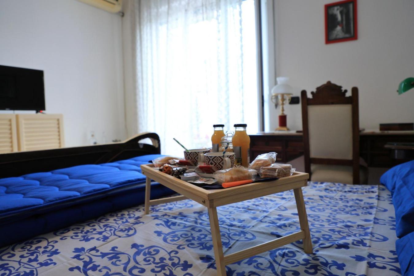Bernadette Bed & Breakfast Napoli Eksteriør bilde