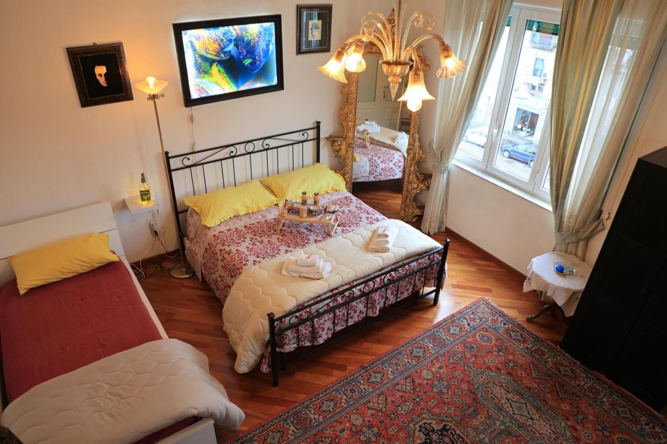 Bernadette Bed & Breakfast Napoli Eksteriør bilde